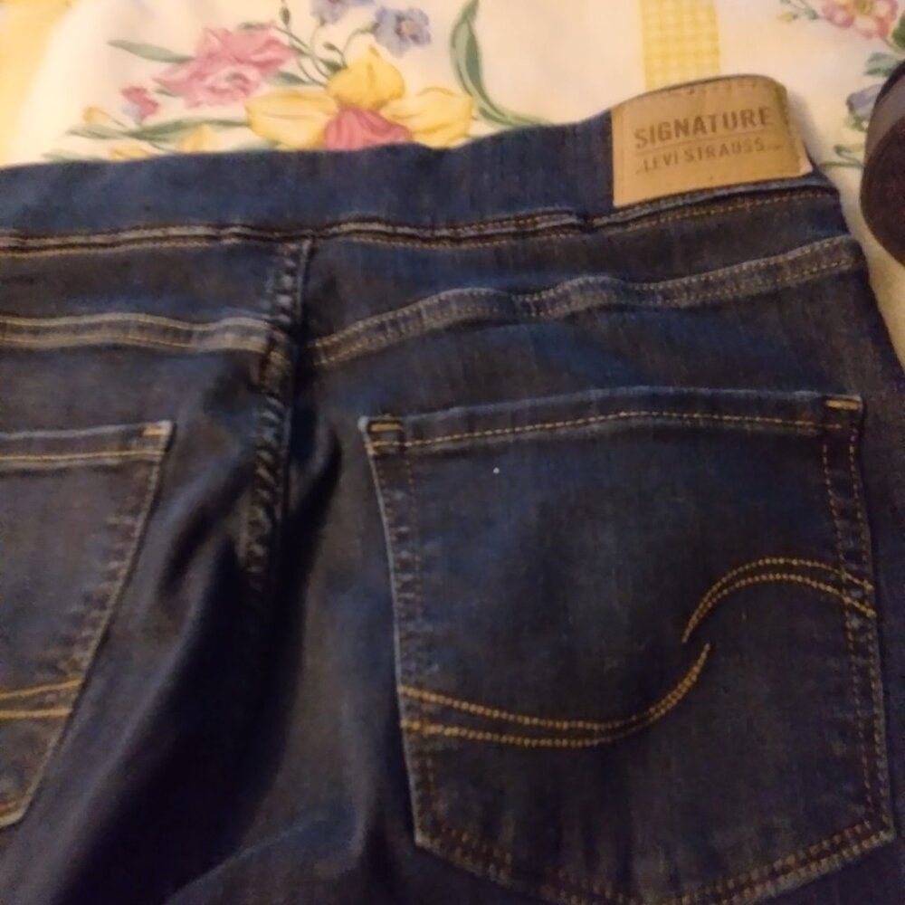 Levi's